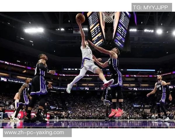 小萨与阿夫迪亚联手发威拉文火力全开助国王战胜开拓者